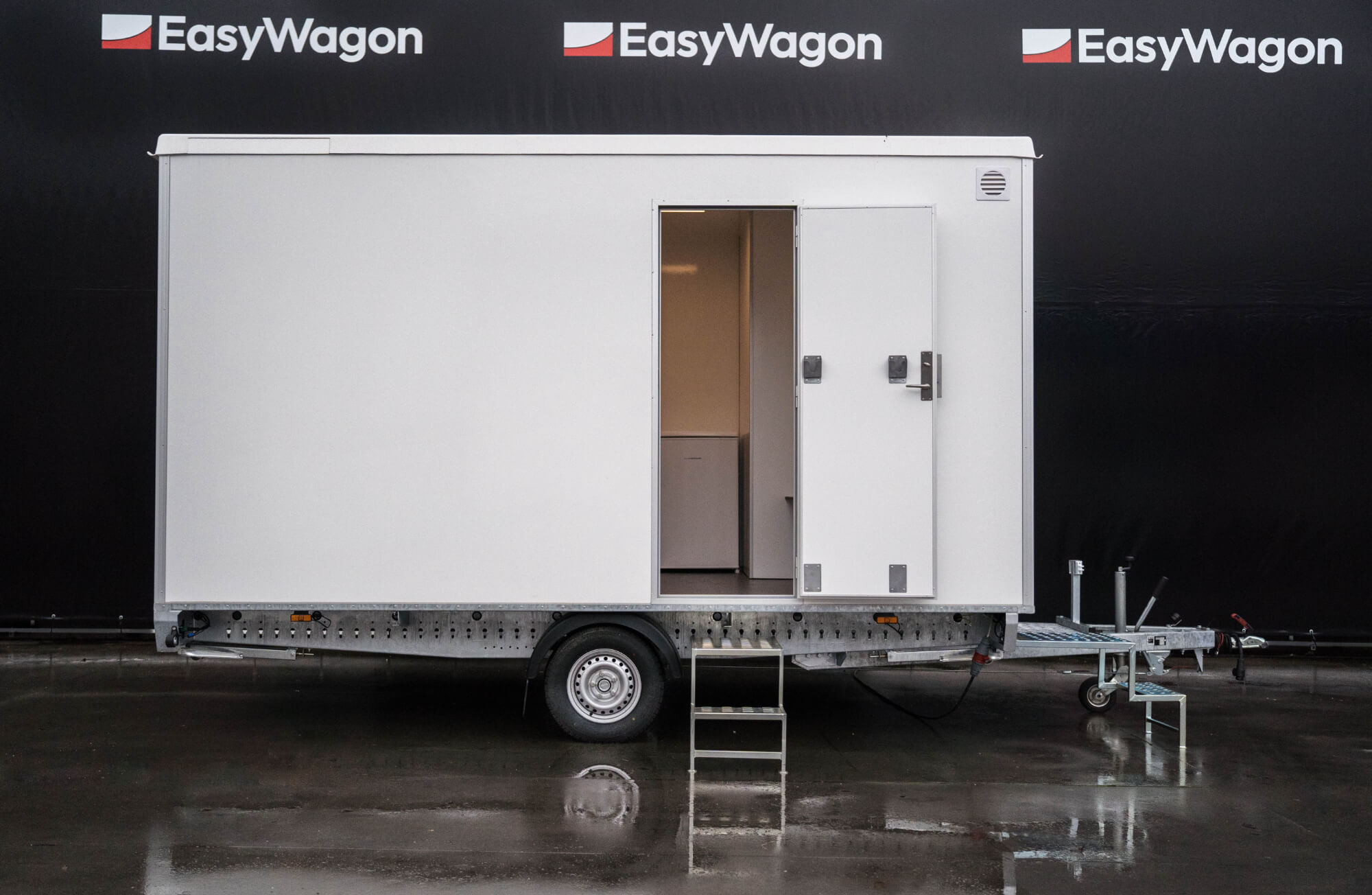 TYPE 335: Schaftwagen:kantoor - 4 personen - tank toilet - gereedschapskamer5